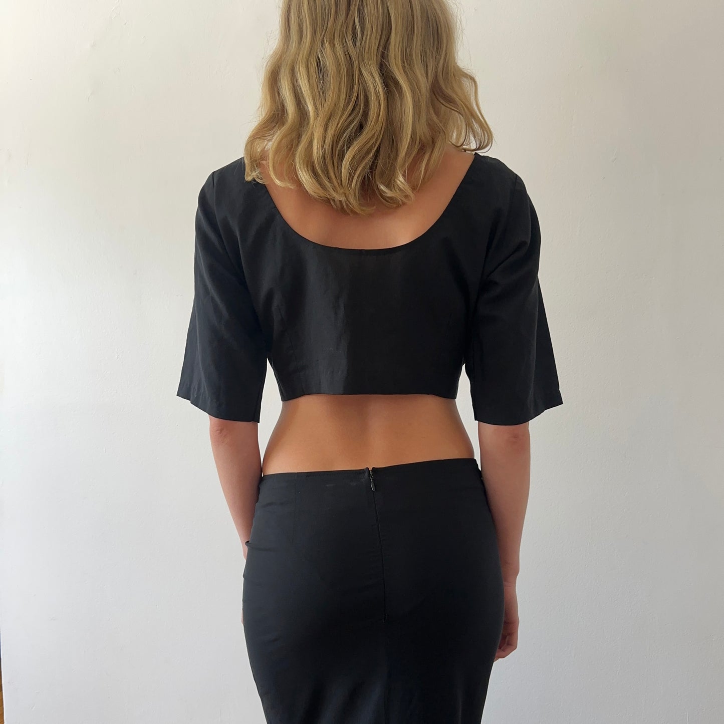 hook & eye top — black cotton