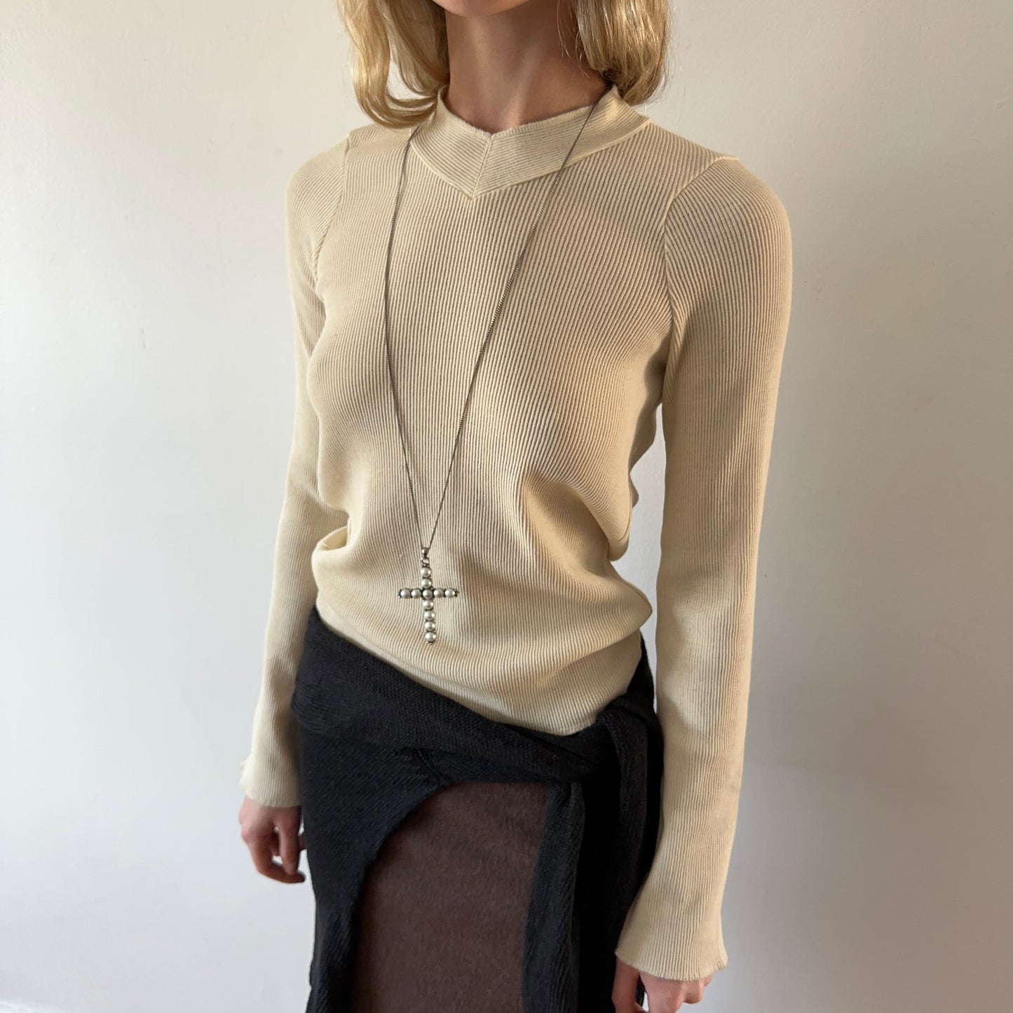 v neck — cream