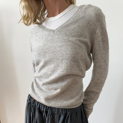 cashmere sweater — heather grey