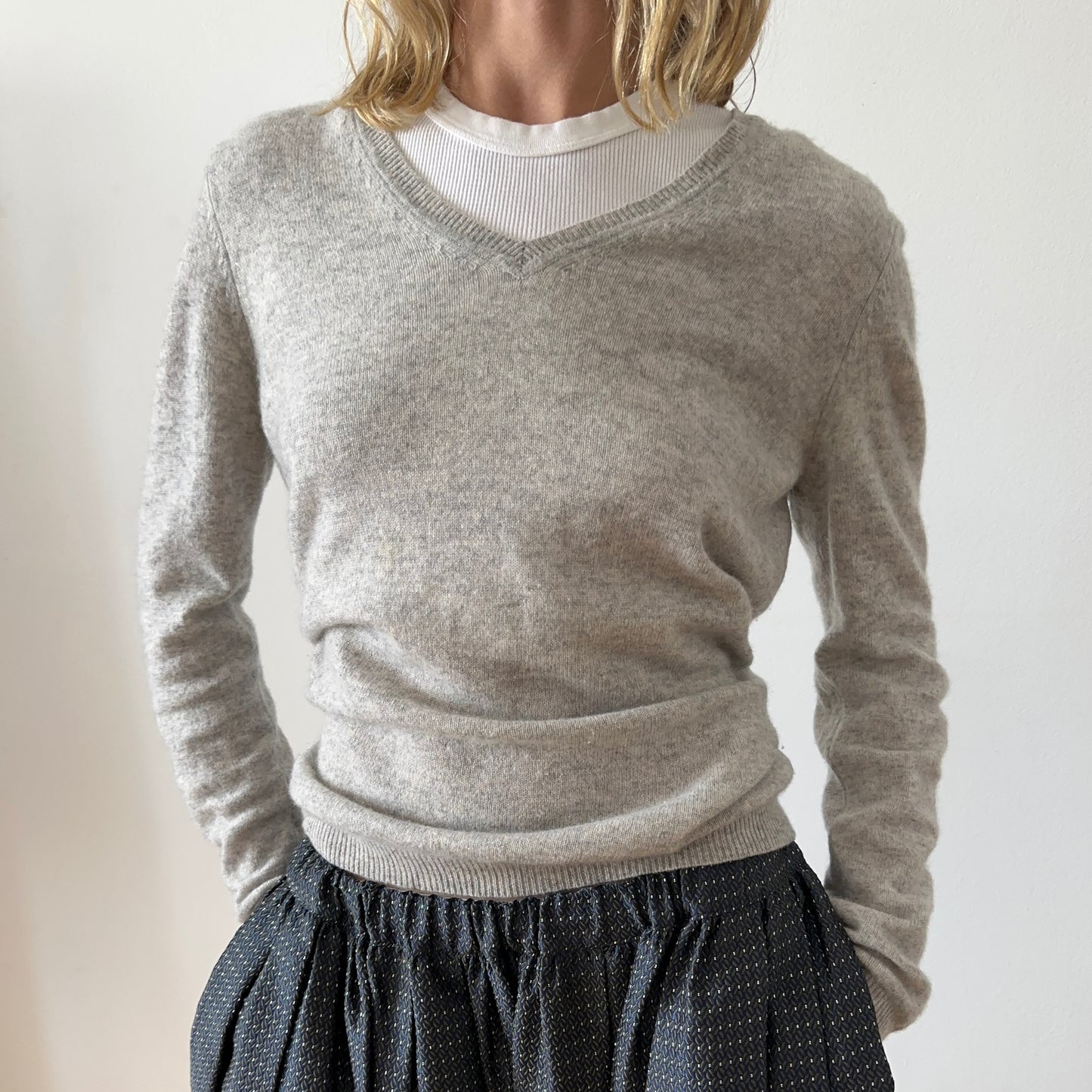 cashmere sweater — heather grey